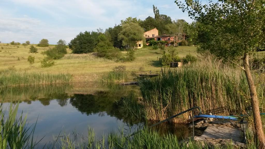 Residence Les Rossignols Roussillon  Ngoại thất bức ảnh